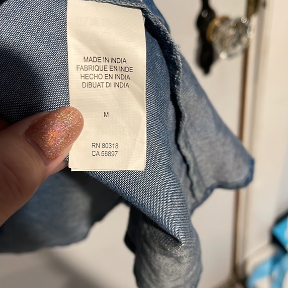 Lucky Brand Chambray short sleeve dress size medium - Picture 5 of 5
